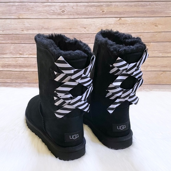 UGG Shoes - UGG Bailey Bow Diagonal Stripes Black Boots